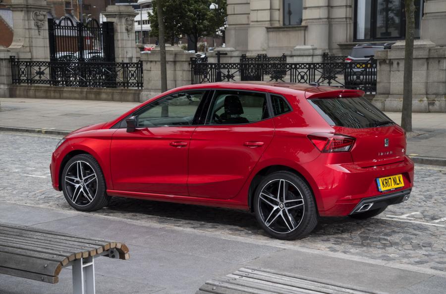  Seat Ibiza FR 2017 года  (UK) (фото 26 из 40)